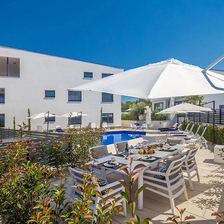 Villa Poseidon Rova ***** Malinska Esterno foto