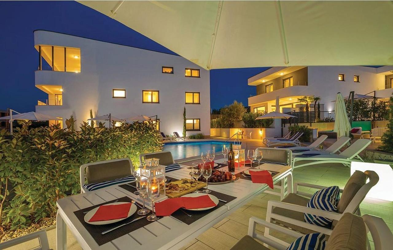 Villa Poseidon Rova ***** Malinska Esterno foto