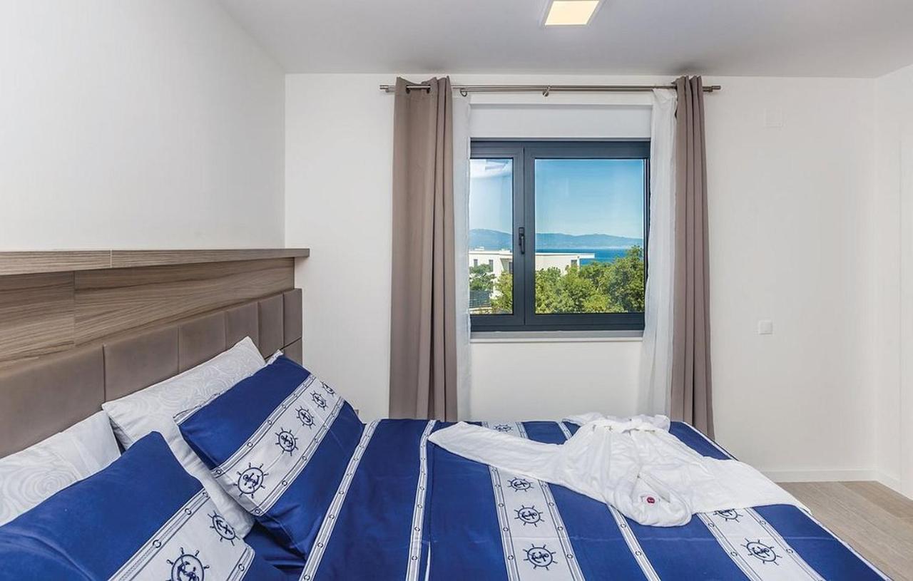 Villa Poseidon Rova ***** Malinska Esterno foto