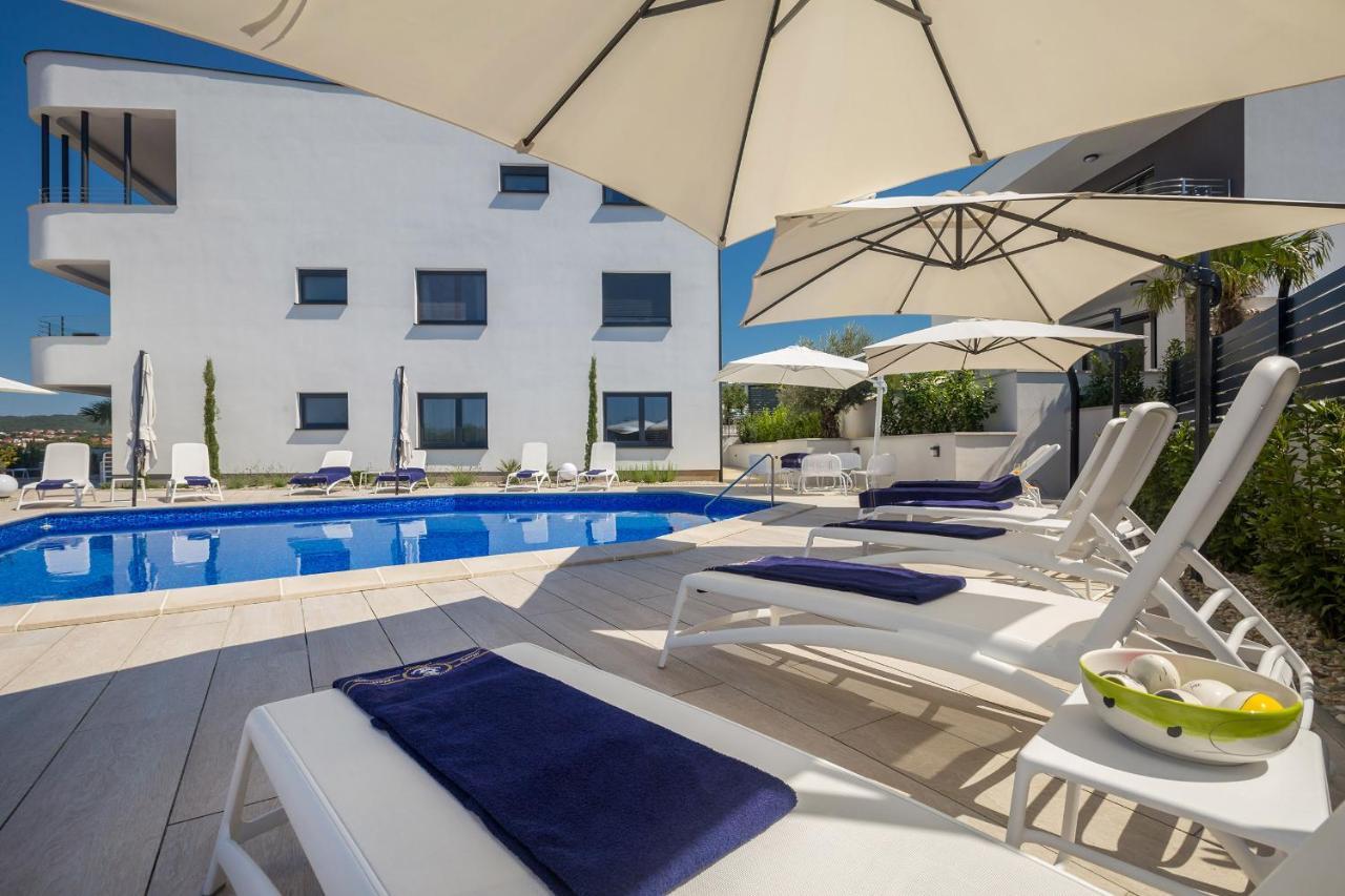 Villa Poseidon Rova ***** Malinska Esterno foto